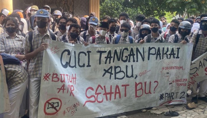 Dedi Mulyadi Audit Keuangan SMAN 9 Tambun Selatan Usai Nonaktifkan Kepseknya