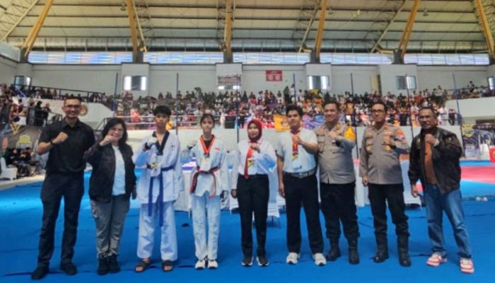 Kejuaraan Taekwondo KBPP Polri Cup 2025 Memperebutkan Piala Dankor Brimob Digelar di Jakarta  Artikel ini telah diterbitkan di halaman SINDOnews.com pada Sabtu, 09 Agustus 2025 – 13:06 WIB oleh Sucipto dengan judul “Kejuaraan Taekwondo KBPP Polri Cup 2025 Memperebutkan Piala Dankor Brimob Digelar di Jakarta”. Untuk selengkapnya kunjungi: https://daerah.sindonews.com/read/1604217/6/kejuaraan-taekwondo-kbpp-polri-cup-2025-memperebutkan-piala-dankor-brimob-digelar-di-jakarta-1754719703  Untuk membaca berita lebih mudah, nyaman, dan tanpa banyak iklan, silahkan download aplikasi SINDOnews. – Android: https://sin.do/u/android – iOS: https://sin.do/u/ios